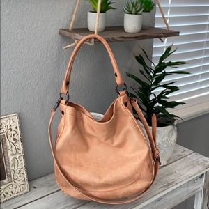 🌸Gorgeous Melissa Hobo Frye Bag 🌸